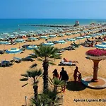 Lignano Riviera Spacious Апартаменты *